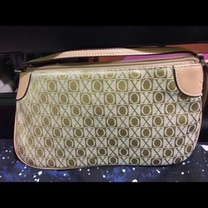 Xoxo shoulder bag